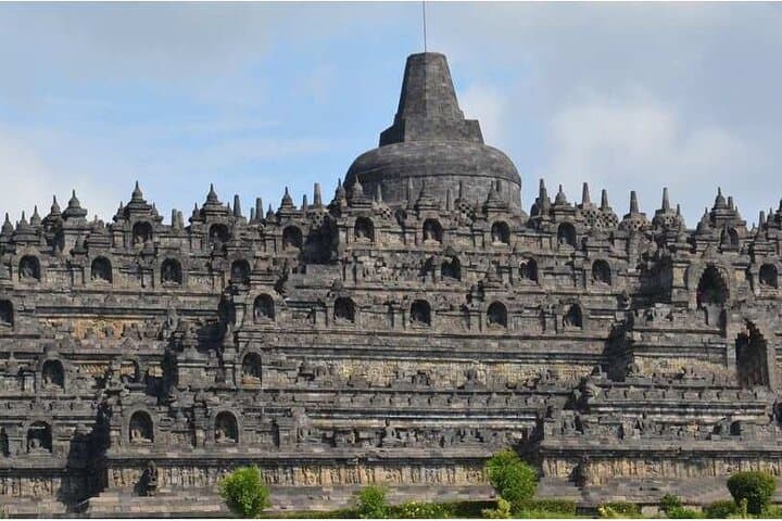 Seven-Day Java Overland: Volcanoes, Temples & City Streets (7D/6N) photo 5