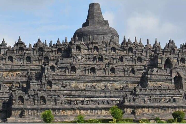 Seven-Day Java Overland: Volcanoes, Temples & City Streets (7D/6N) photo 6