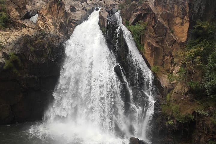 Belihuloya Waterfall Tour — Bambarakanda, Duwili Ella & Hidden Falls photo 2