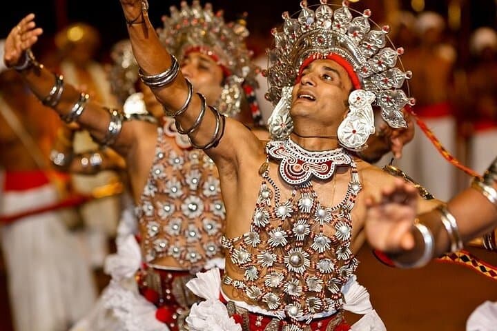 Sri Lanka at a Glance: 9-Night Cultural, Wildlife & Tea Country Tour photo 2