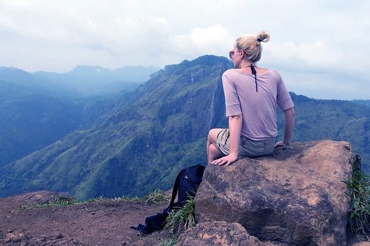 Sri Lanka at a Glance: 9-Night Cultural, Wildlife & Tea Country Tour