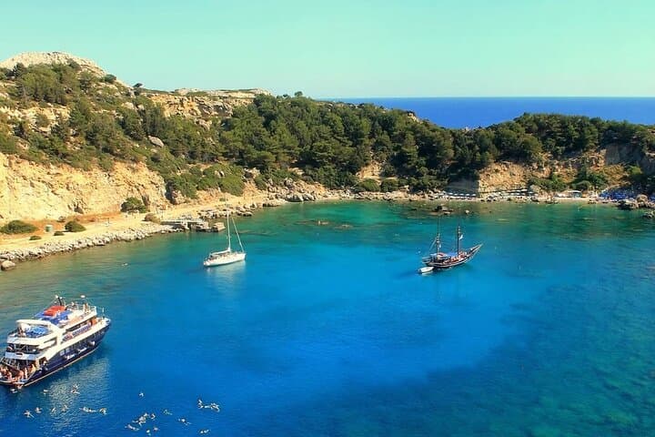 Full-Day Private Rhodes Tour: Acropolis, Butterfly Valley & Secluded Bays photo 2