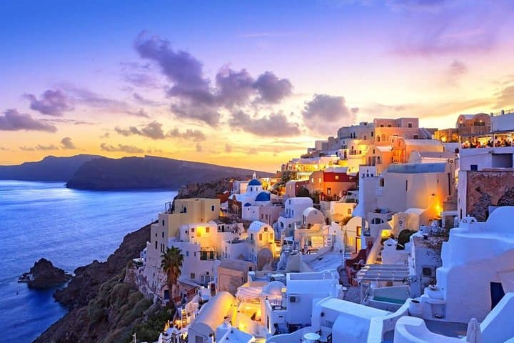 Explore the Best of Santorini with a Private 8-Hour Sightseeing Tour