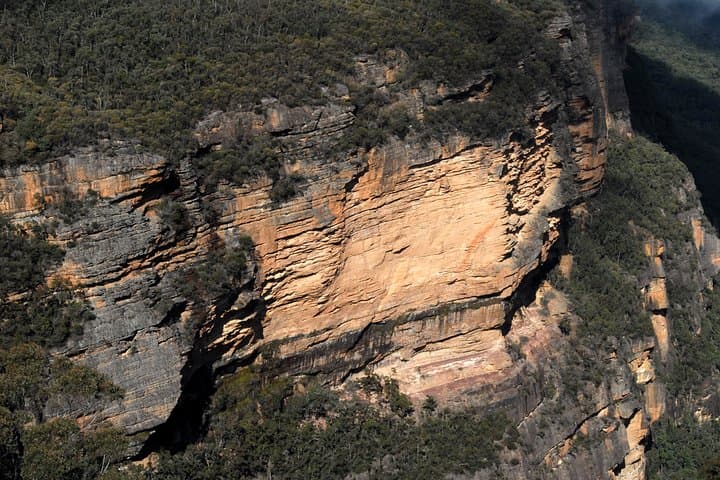Blue Mountains Highlights: Wentworth Falls, Scenic Railway & Three Sisters Day Tour