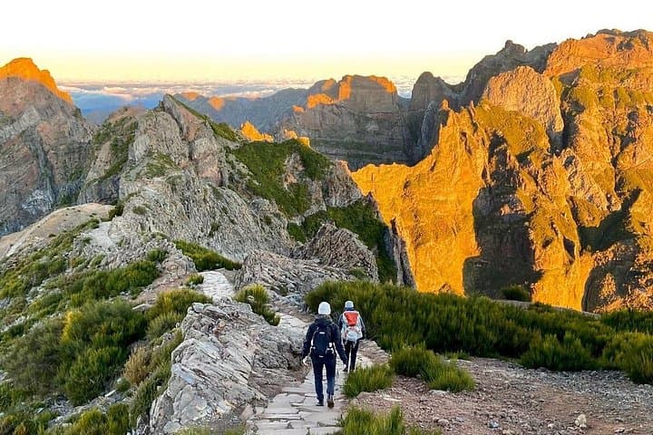 Sunrise Hike from Pico do Arieiro to Pico Ruivo — Transfer from Funchal & Return photo 2