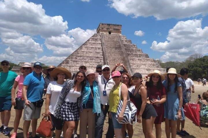 Full-Day VIP Tour to Chichen Itza, Hubiku & Ik Kil from Cancun
