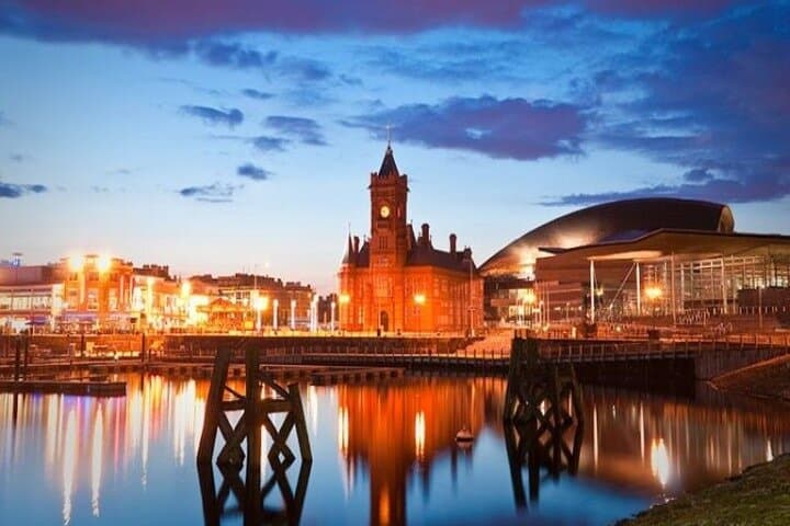 Cardiff Private Driving Tour: 2-Hour City Sightseeing & Cardiff Bay Highlights photo 3