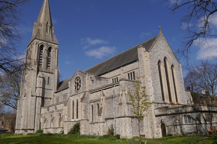 Medieval Winchester and Southampton: Private Walking Tour of Two Historic Cities photo 2