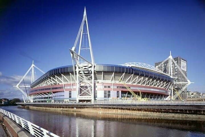 Cardiff Private Driving Tour: 2-Hour City Sightseeing & Cardiff Bay Highlights photo 4