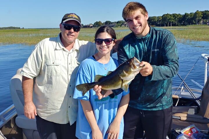 Lake Tohopekaliga Pontoon Fishing: Private 4-Hour Charter Near Kissimmee photo 4