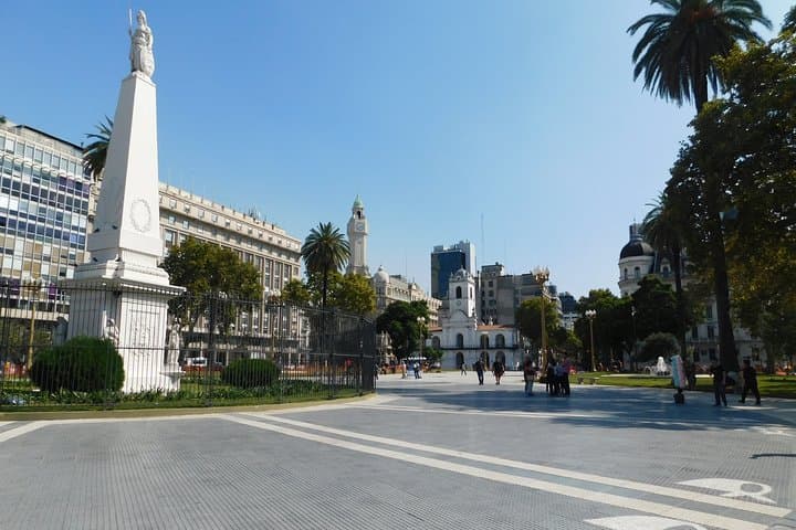 Buenos Aires Super Saver: City Tour, Gaucho Estancia Day & Tango Dinner
