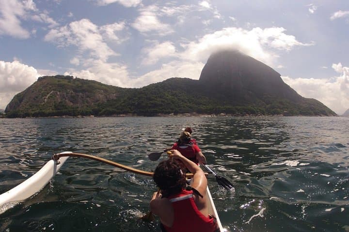 Paddle Guanabara Bay: 4-Hour Canoe Tour Around Sugarloaf Mountain