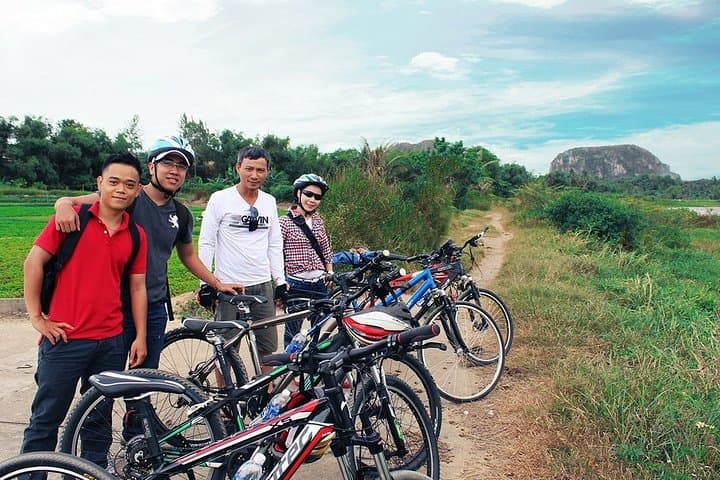 Cycling Son Tra Peninsula: 6-Hour Monkey Mountain Bike Tour from Da Nang photo 3