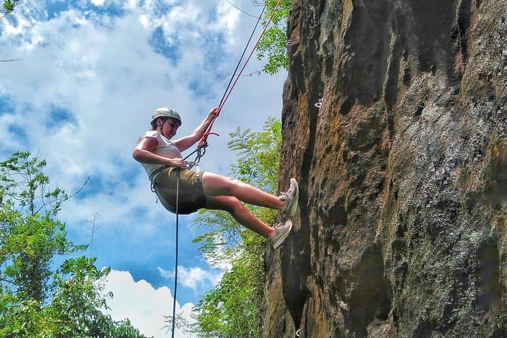 Kotigahakanda Rock Climbing: Kandy Area Guide & Routes (5C–7B)