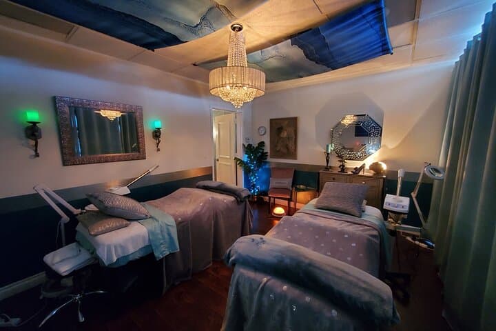 Couples Spa Package Newport Beach Antioxidant Facial with Appetizers and Wine photo 3