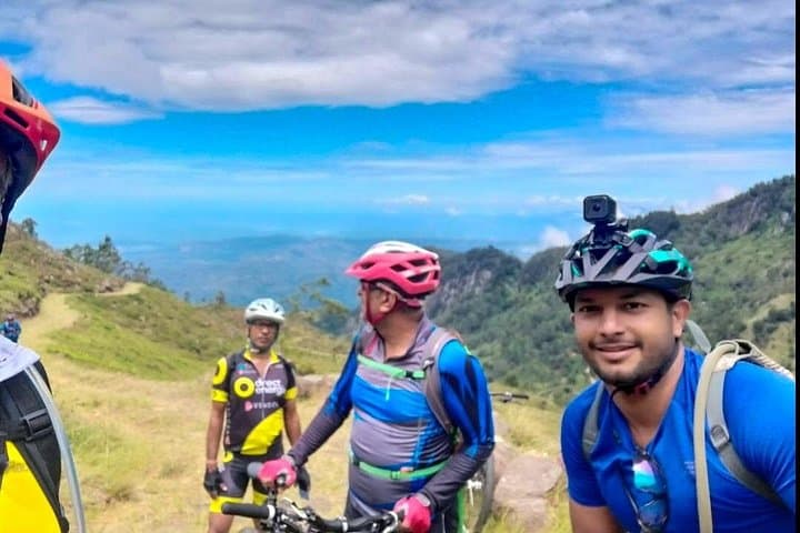 Cycling the Devil's Staircase to Bambarakanda Falls: Mountain Biking the Uva Highlands photo 3
