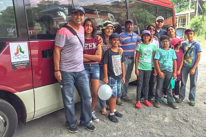 Smooth Arrival: Private Transfer from Colombo Airport to Jetwing Blue, Negombo photo 3