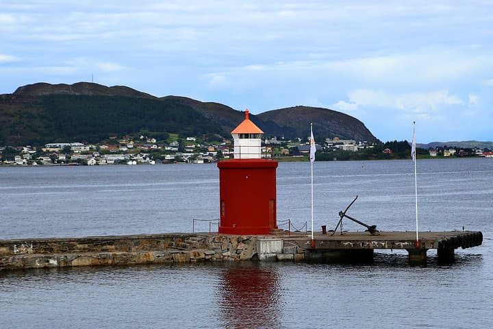 Explore Ålesund: 2-Hour Art Nouveau Walking Tour and Mount Aksla Views photo 5