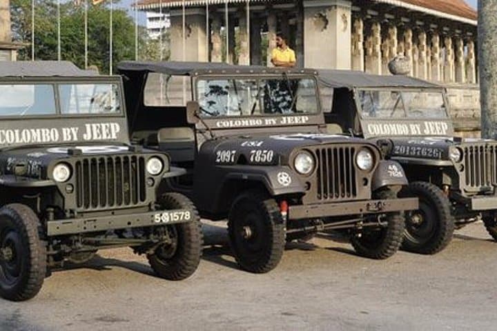 Colombo Vietnam War Jeep City Tour from Seaport — Vintage Open-Air Urban Drive photo 5