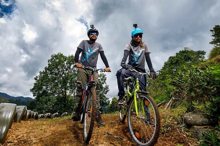 Cycling to Lipton's Seat: Haputale Tea-Estate Ride in Sri Lanka photo 2