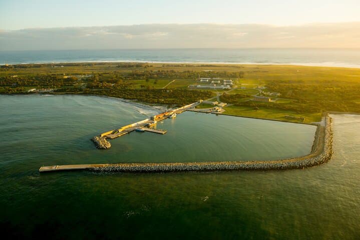 Robben Island Scenic Helicopter Flight — 20-Minute Aerial Tour from Cape Town photo 4
