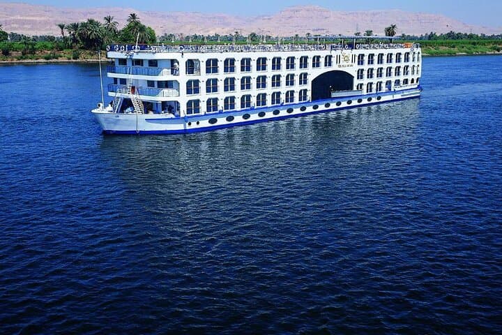 8-Day Cairo and Nile Cruise: Pyramids to Luxor with Guide & Entrance Fees photo 5