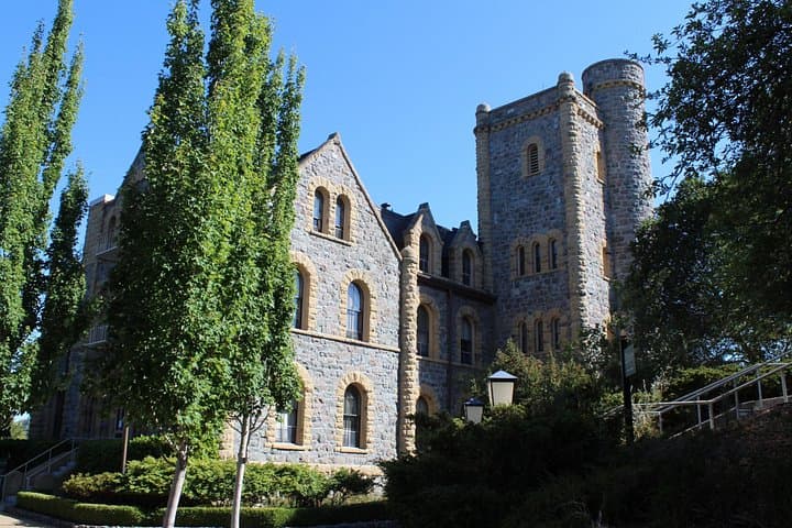 Historical San Anselmo Audio Walking Tour: Explore Town Halls, Creek Parks & Railroad Roots photo 4