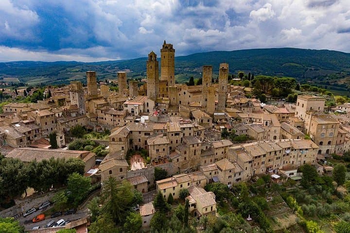 Private Full-Day Tour of San Gimignano and Volterra from Florence photo 2