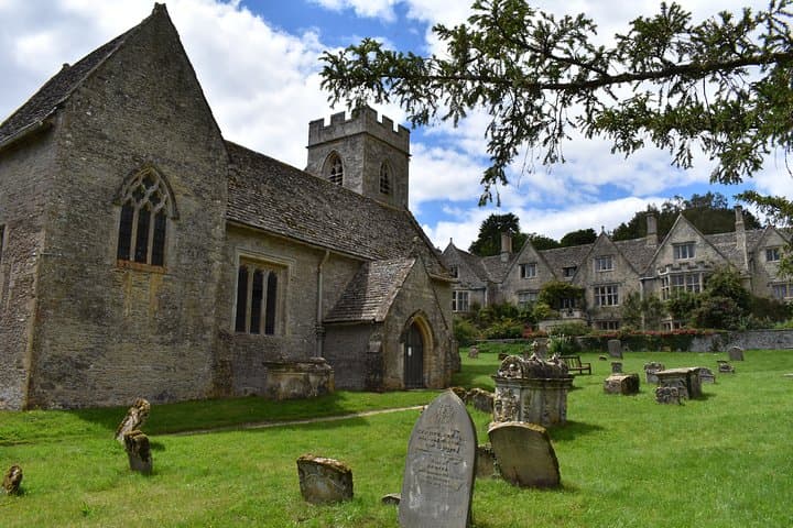 Private Cotswolds Day Tour from London — Burford, Bampton & Cogges Farm photo 2