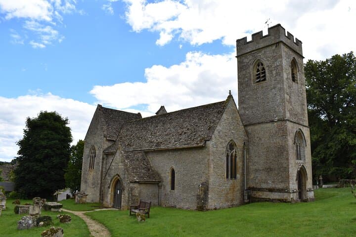 Private Cotswolds Day Tour from London — Burford, Bampton & Cogges Farm photo 3
