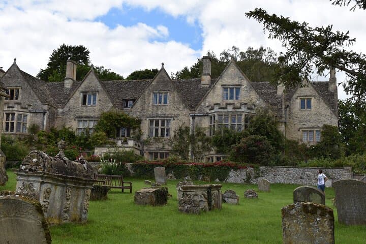 Private Cotswolds Day Tour from London — Burford, Bampton & Cogges Farm photo 4