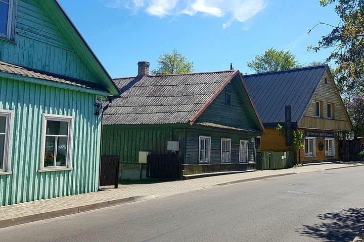 Self-Guided Trakai Bike Day Trip from Vilnius — Train Tickets + 24h Rental photo 4