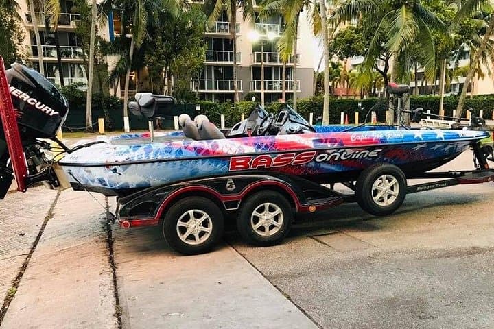 Private Lake June Bass Fishing Charter — 4-Hour Guided Trip in Florida photo 4
