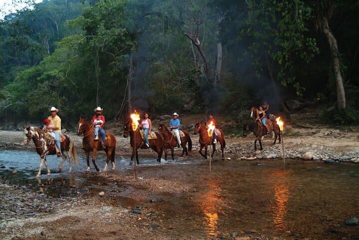 Horseback Riding and 7-Line Zipline Adventure in Puerto Vallarta’s Sierra Madre