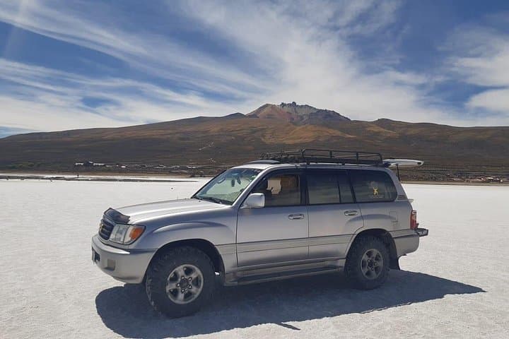 3-Day Uyuni Salt Flats and Colored Lagoons: Semi-Private 4x4 Adventure