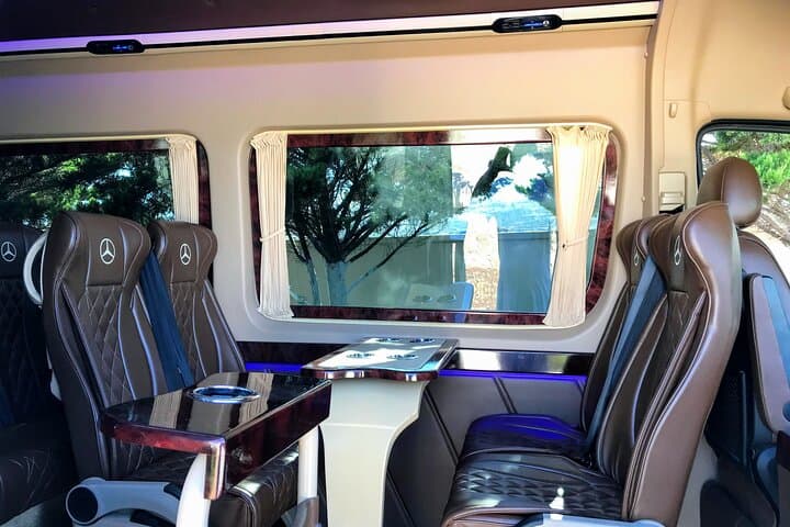 Streamlined Transfers: Navigating Santorini with Ease photo 5