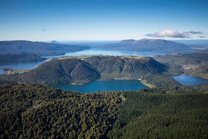 Floatplane Over White Island & Mount Tarawera — Whakaari Scenic Flight from Rotorua photo 3