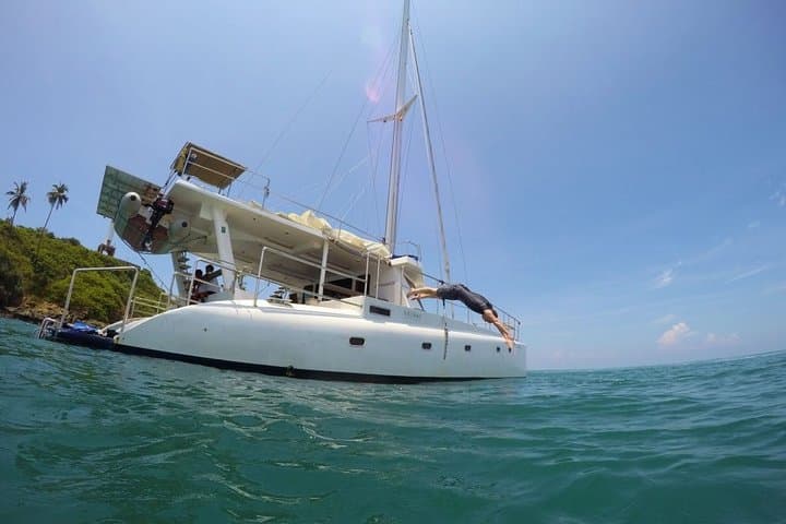 Responsible Whale Watching from Mirissa: Blue, Sperm & Fin Whale Tours photo 3
