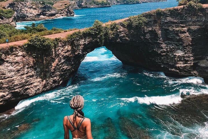 Nusa Penida Instagram Tour Guide — Kelingking, Broken Beach & Crystal Bay photo 5