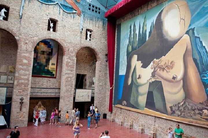 Day Trip to Girona & Dalí Museum from Barcelona — Girona Old Town, Figueres & Dalí Theatre-Museum photo 6