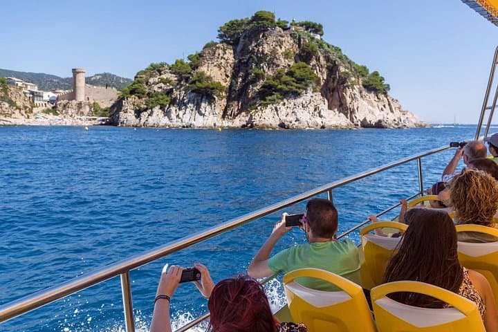 Private Costa Brava Day Tour to Tossa de Mar with Boat Ride from Barcelona photo 3