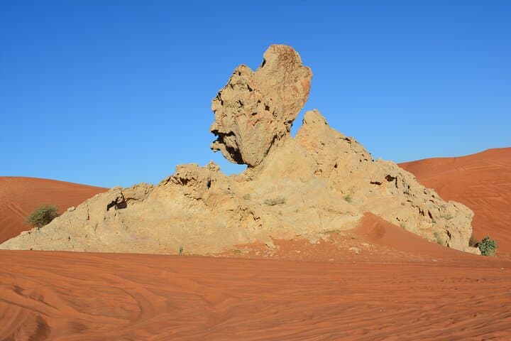 Wadi Shawka Private 4x4 Desert Drive: Dune Bashing, Sandboarding & Natural Pools photo 4