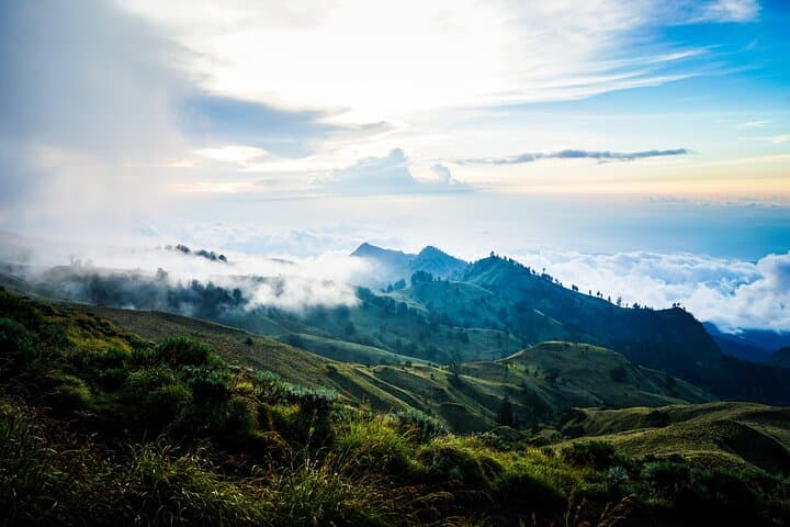 Mount Rinjani 2-Day Trek: Summit Sunrise and Crater Lake Experience photo 3
