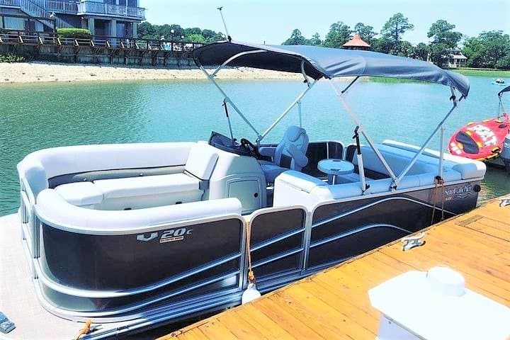 3-Hour Hilton Head Pontoon Rental: Skull Creek, May River & Daufuskie Island photo 2