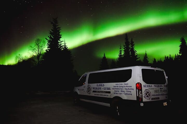 Murphy Dome Northern Lights Tour: Fairbanks Aurora Viewing & Photography photo 5