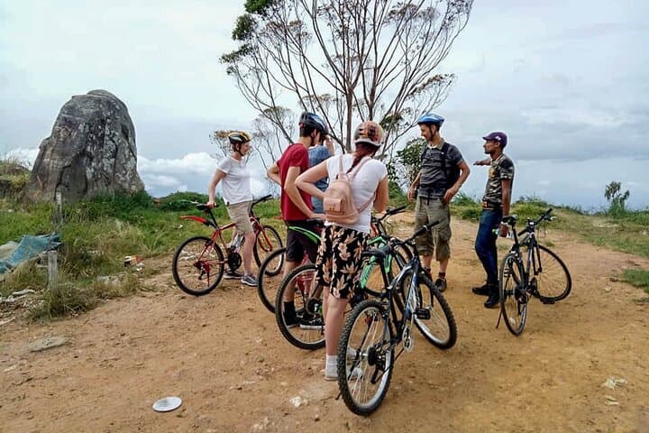 Kandy to Nuwara Eliya: Highlands Cycling Through Sri Lanka's Tea Country photo 5