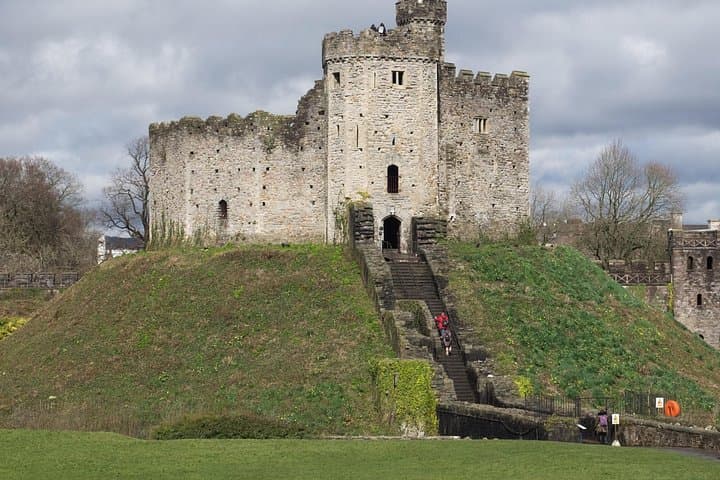 Tudor Cardiff Audio Walking Tour: Explore the City’s Tudor Streets and Castle photo 2