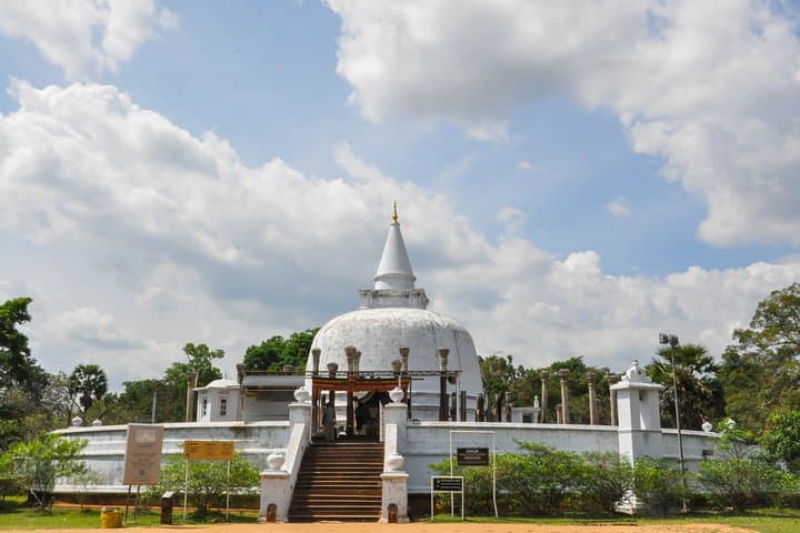 Exploring Anuradhapura: Full-Day Buddhist Icons Tour from Sigiriya photo 4