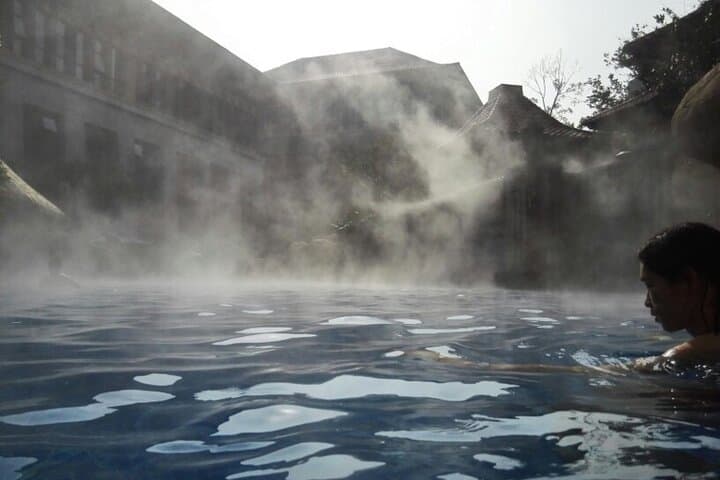 Daming Mountain Ski & Tuankou Hot Springs: One-Day Skiing and Hot Spring Combo from Hangzhou photo 2