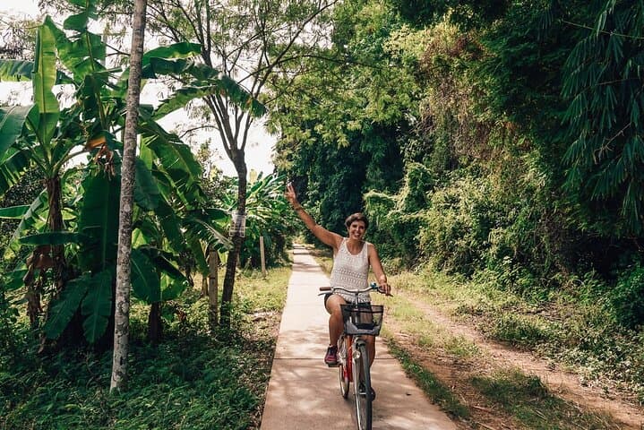 Pinnawala to Molagoda Pottery Village Cycling Tour — Cultural Ride Through Sri Lanka's Clay Traditions photo 5
